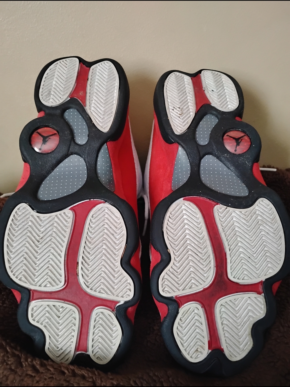 Jordan White High-Top Sneakers with Black Logo - Picture 3 of 12